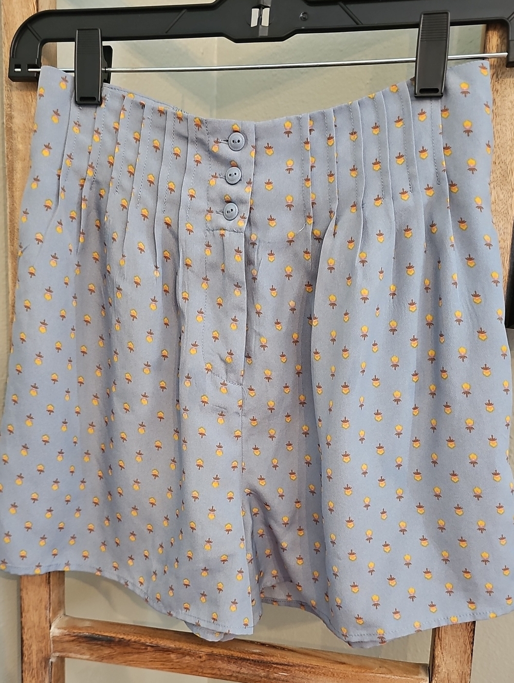 Kimchi Blue Floral Casual Shorts - Urban Outfitters